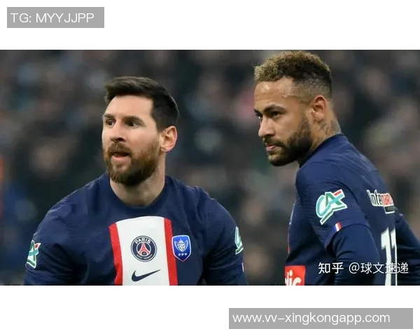 梅西续约成功贝克汉姆合影庆祝梦想继续追逐未来辉煌