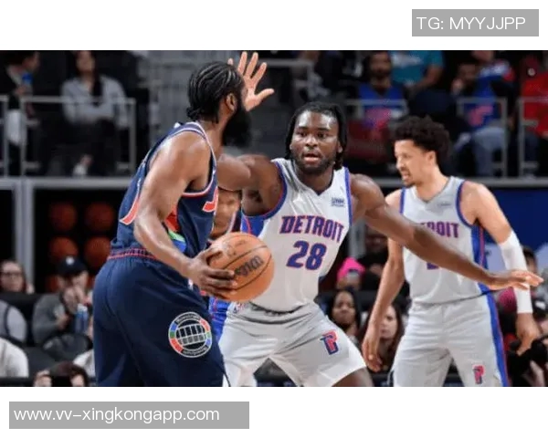 普尔表现低迷仅得7分关键时刻被教练弃用坐板凳引发热议