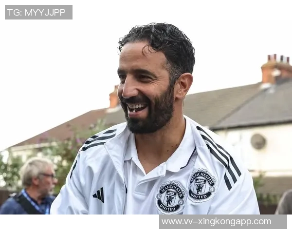 球迷调查显示大多数支持解雇阿莫林反对更换马雷斯卡和阿隆索 球迷调查显示大多数支持解雇阿莫林反对更换马雷斯卡和阿隆索